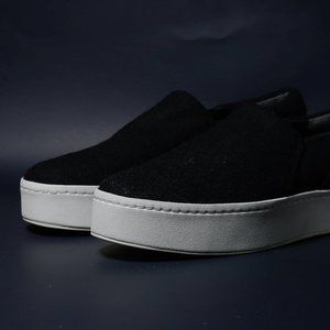 VINCE Suede Warren Sneaker SIZE 9.5